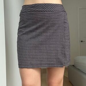 VINTAGE PLAID NAVY SKIRT